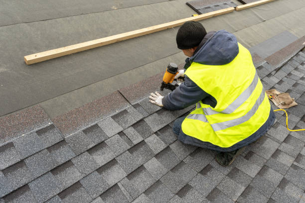 Best Commercial Roof Installation  in Menasha, WI